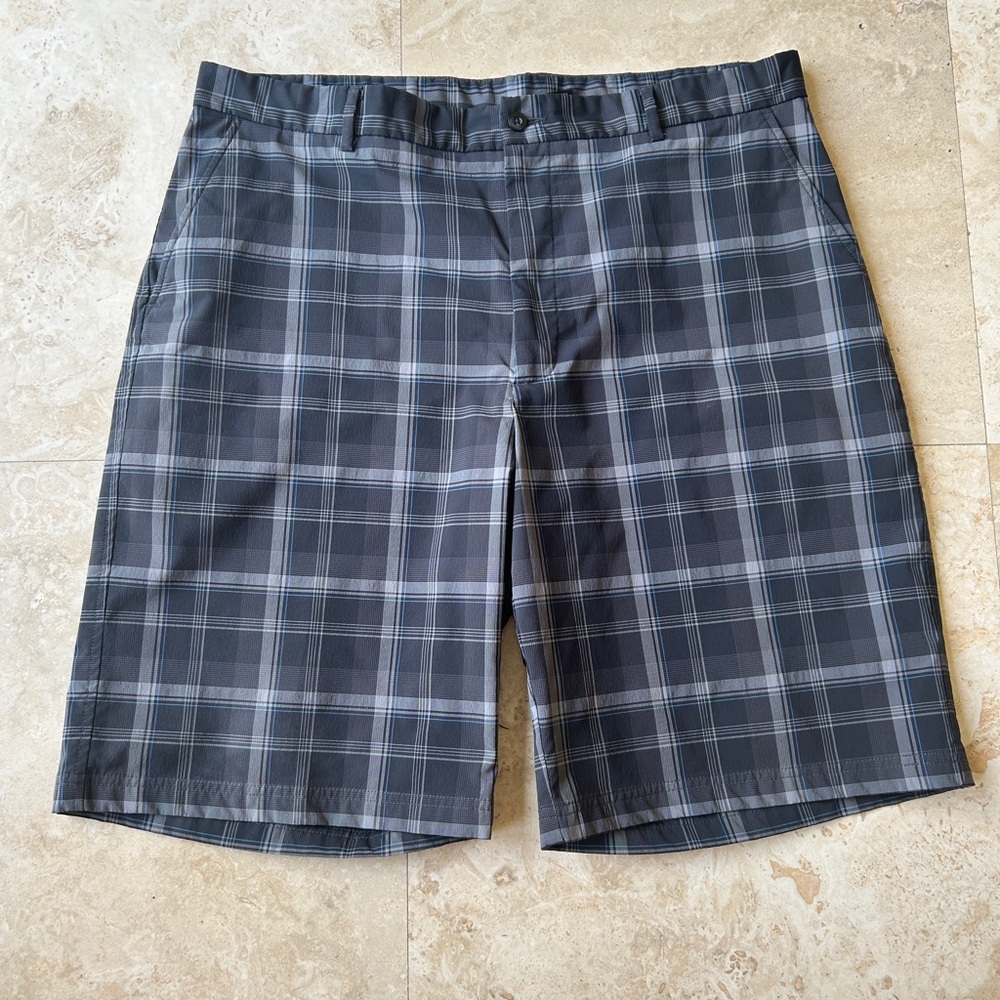 Tommy Armour plaid shorts